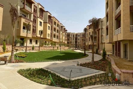 للبيع شقة مميزة 165 متر بجاردن 135 متر داخل كمبوند جرين 5 , مباني ادريس , 6أكتوبر