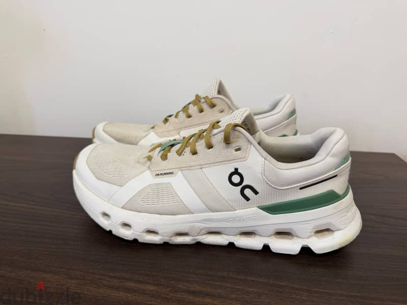 On cloud original size 45 used like new 2