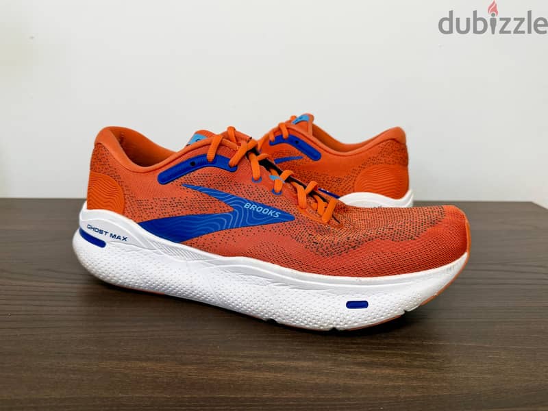 Brooks original size 45 used like new 1