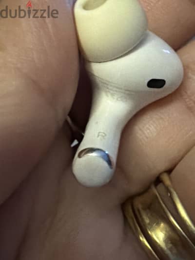 للبيع فردة AirPods Pro اليمين – الجيل الأول (Original )