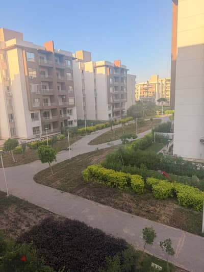 Apartment 2nd floor for rent prime location in wesal