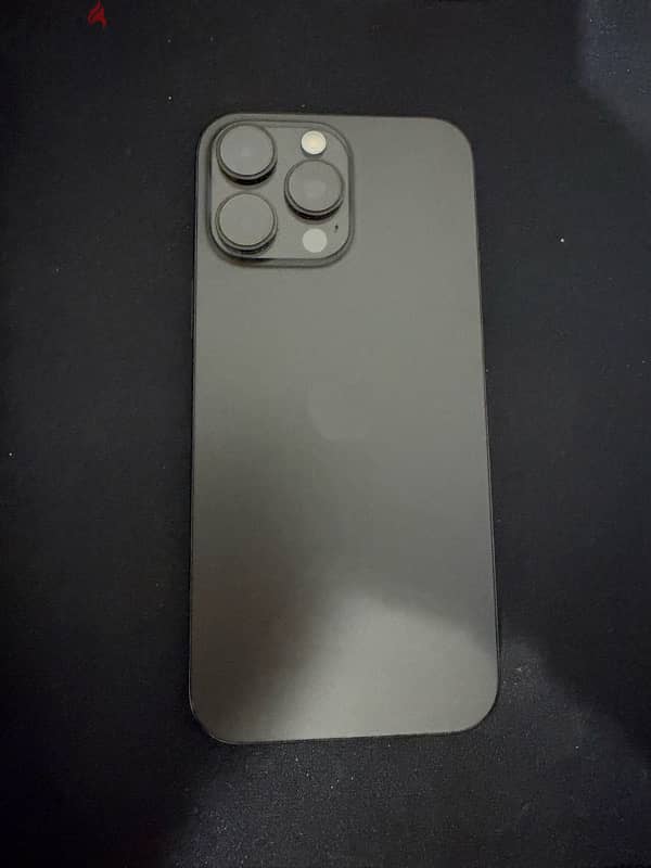 للبيع iPhone 16 Pro Max Black Titanium 256 GB 2