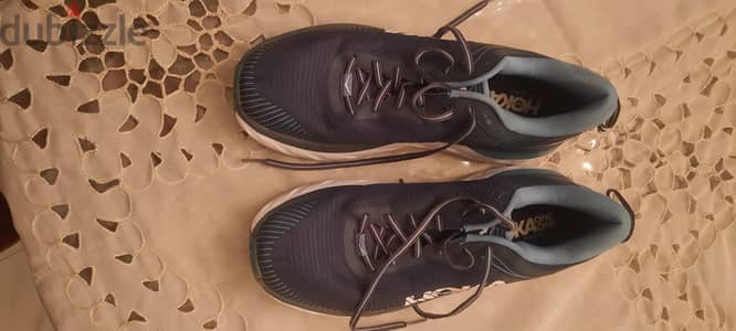 كوتشي Hoka bondi 7 مقاس ٤٦ و تلتين