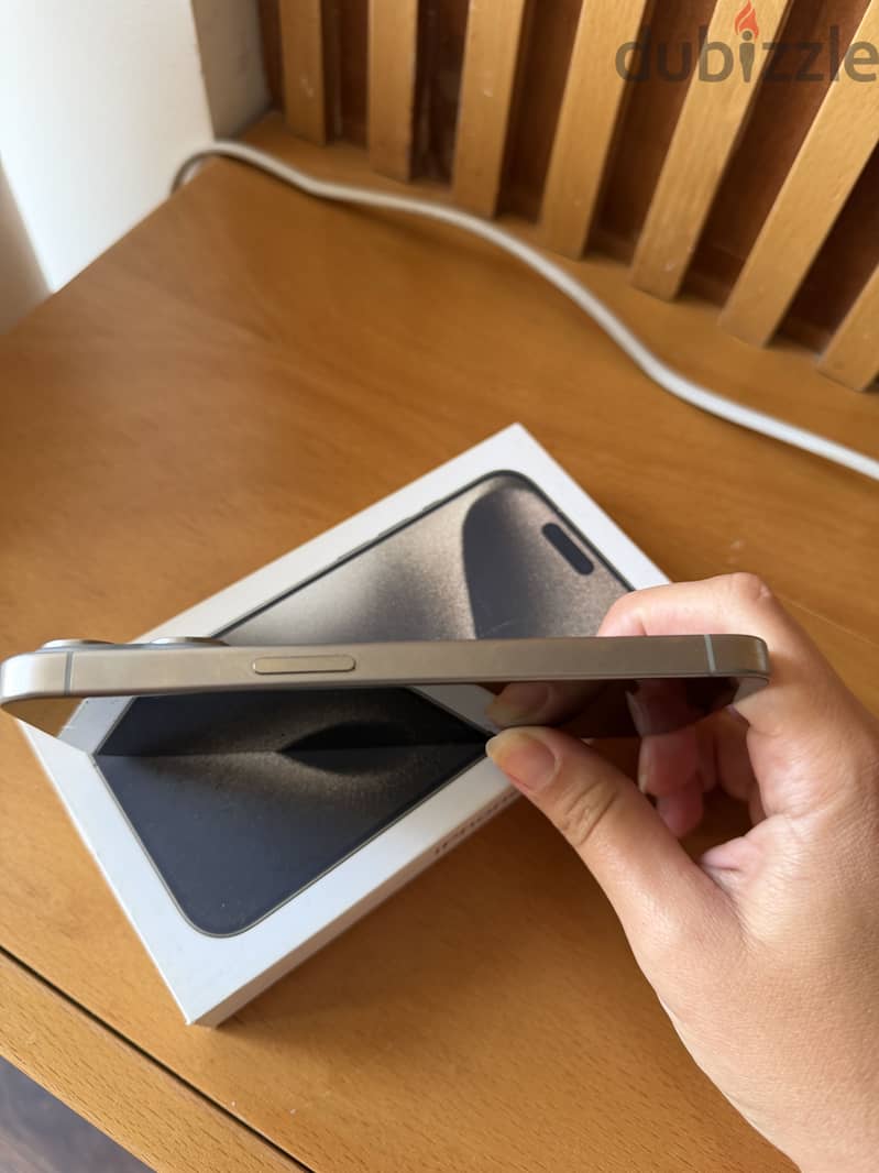 Apple - iPhone 15 Pro 2