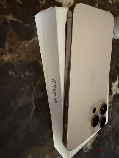 Apple - iPhone 16 Pro Max