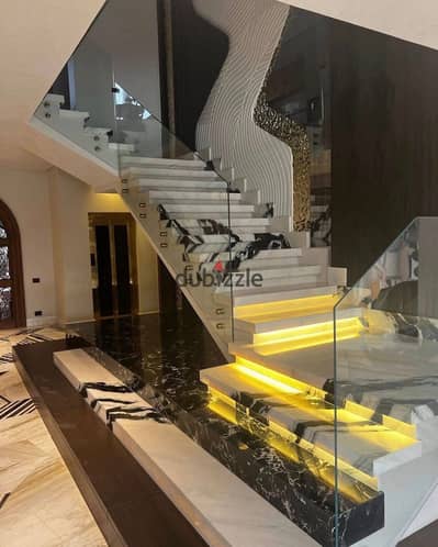 Villa for sale with a swimming pool a real bargain at a great price minutes from Palm Hills and Mountain View and close to Mivida and Sodic