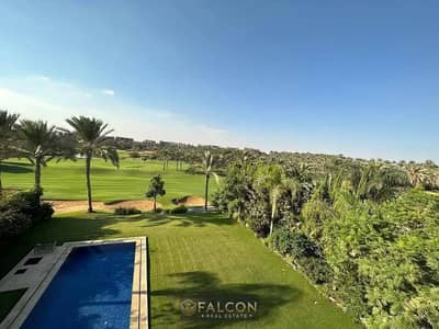 فيلا صف أول على الجولف داخلA-Class Community (3ادوار +حمام سباحه خاص )في سيتي جيت ديار القطريه في جولدن سكوير التجمع الخامس بجوار قطامية ديونز ومفيدا