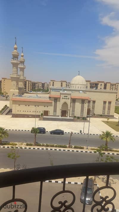 Furnished 131 sq m apartment for rent in Al Rehab 2 | New Phase 7 | First occupancy | 3 bedrooms and 2 bathrooms | High-end finishes | Opposite the Martyr Pilot Mosque | 55,000 EGP | Long-term leases