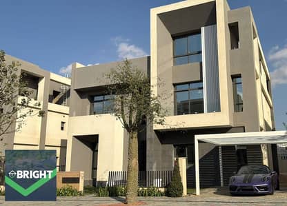 Live the European Lifestyle! villa 455 m-3bedrooms + nanny room - amazing view - under market price in saada new cairo - best installment