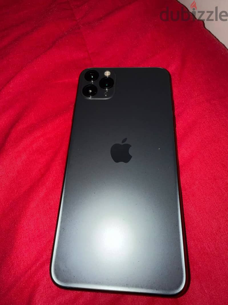 Apple - iPhone 11 Pro Max 3