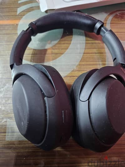 sony xm3 بحالة  جيده