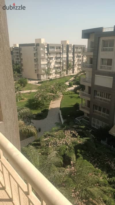 For Rent in Madinaty: a 165 sqm apartment, first occupancy,