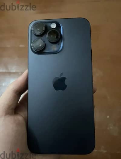 آبل - آيفون 15 برو