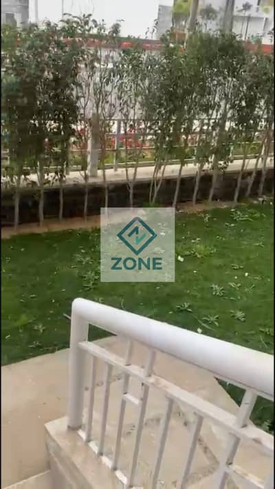 شقه للبيع ارضى بحديقه بسعر لقطه 2نوم وحمام مساحه 80متر فى B12