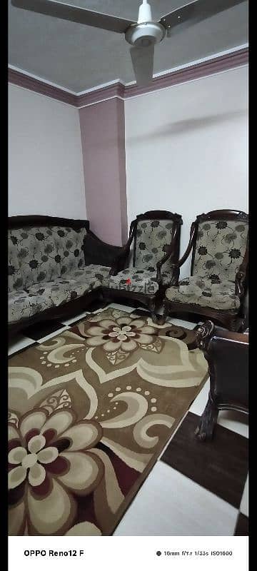 For daily and monthly rent, a furnished apartment in Arab Maadi, close to the Arab bus station and the Olympic Club