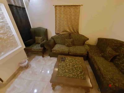 شقة مفروشة للإيجار قرب كورنيش المعادي بالقرب من مستشفى السلام الدولي