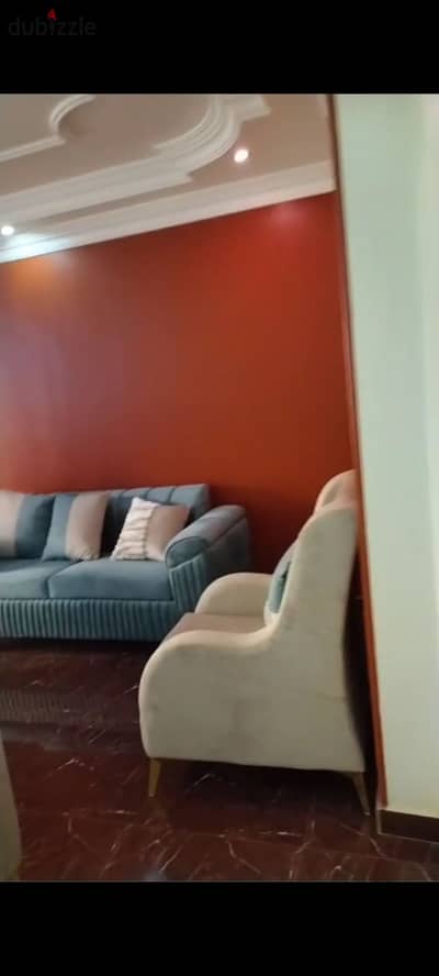 Furnished apartment for rent Zahra Al-Maadi Fifth Street in front of Strab Mall consists of two bedrooms and an air-conditioned living room second floor elevator has a private garage