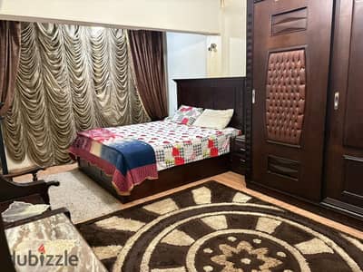 شقه مفروشه للايجار كورنيش المعادي طره ابراج الاخاء الشرطة ريسبشن كبير ٣ قطع ٣ غرف نوم ٢ حمام مطبخ كامل الاجهزه وغساله وميكرويف ٣ غرفه مكيفه وغرفه ماستر بحمام حارس خاص مقيم وكاميرات مراقبه جراج سيارات مجاني ٢ مصعد ومدخل رخام جيره طيبه موقع مميز ٣ صف من كور