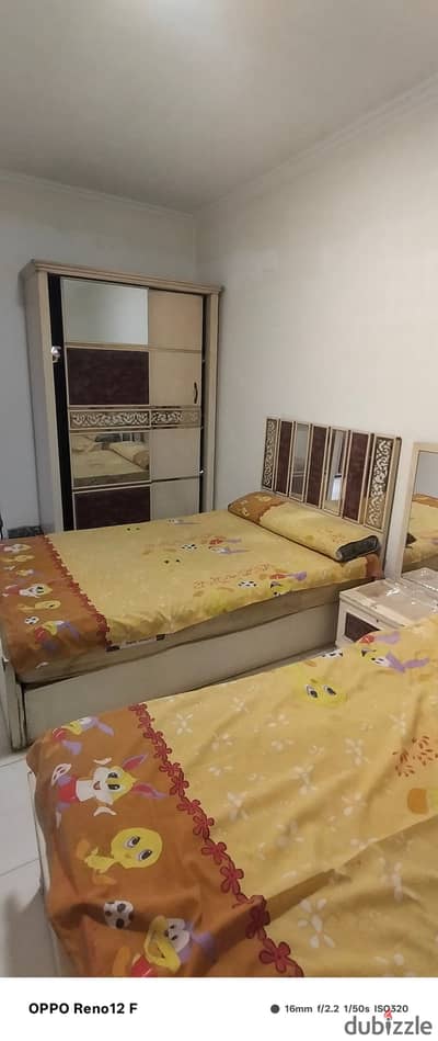 Furnished apartment for rent in New Maadi near Carrefour, Algeria Street. Fully air-conditioned, Wi-Fi, natural gas, second floor, consisting of two bedrooms, reception, bathroom, and kitchen. Elegant and quiet location.
