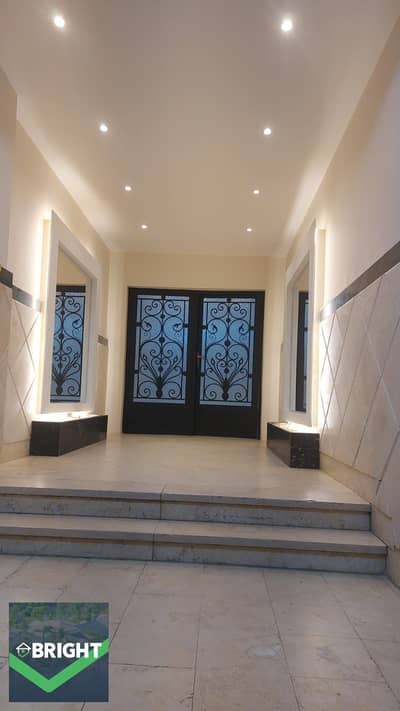 Apartment for sale in Al-Yasmeen 2 (Villas Zone) - 200sqm - ready to move - fully finished - prime location - North-East facing - including elevator