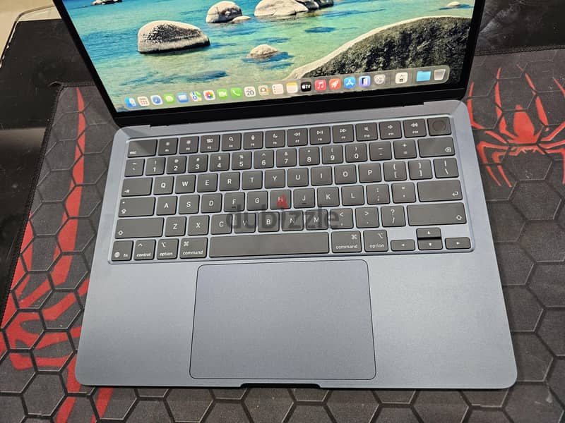 MacBook Air M5 5