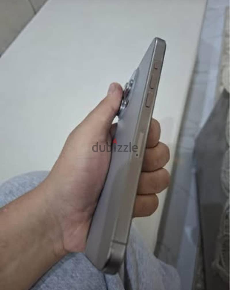 Apple - iPhone 15 Pro Max 2