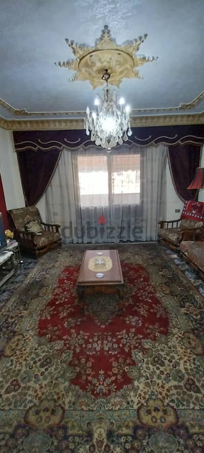 شقة مفروشة بالعفش والمكيفات وجميع الكماليات