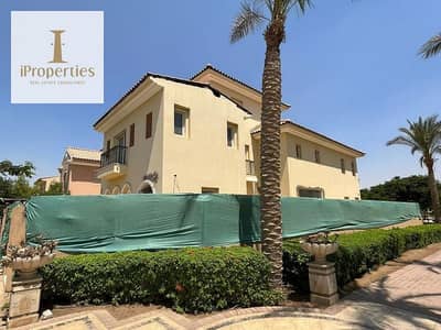 Classic E2 Villa with a swimming pool for sale in Hyde Park, New Cairo - 70% finished