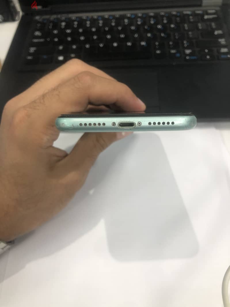 iPhone 11 64G 4