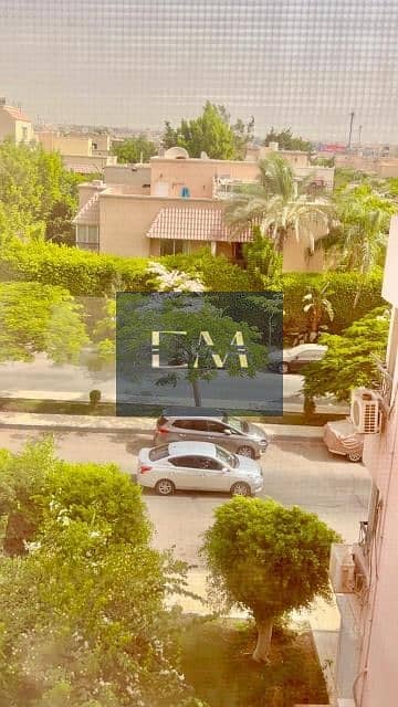 شقه للايجار في الرحاب مفروشه بالكامل