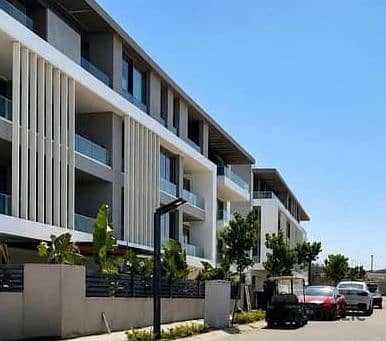 Apartment with a beautiful view, to be delivered soon in Joulz next to Palm Hills and New Giza, and near the Pyramids.