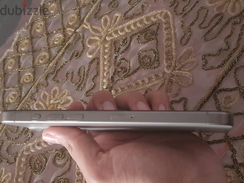 Apple - iPhone 15 Pro Max 2