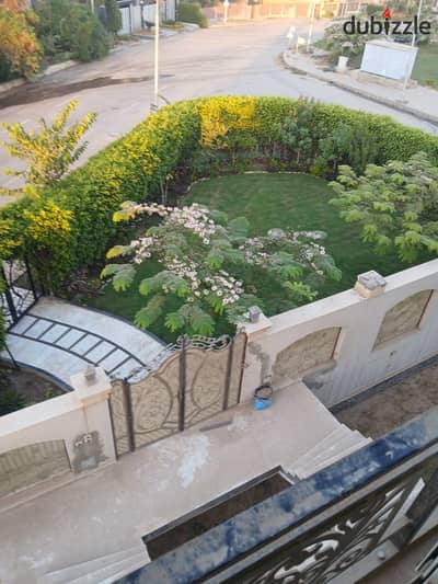 شقه للايجار غرب سوميد منطقة الفلل والقصور