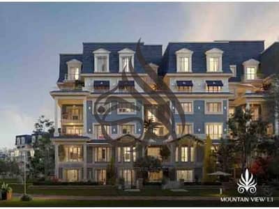 I villa garden corner for sale in mountain view 1.1 new cairo prime location under market price with down payment and installment