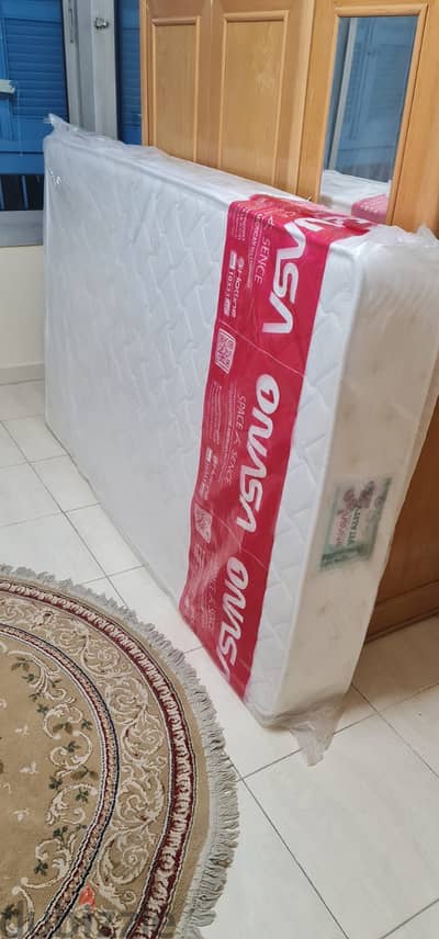 مرتبة ناسا مضغوط 120*195 مستعملة استعمال نضيف