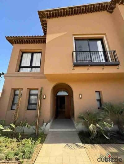 Prime Townhouse for Sale in Village West with Flexible Payment Plan 