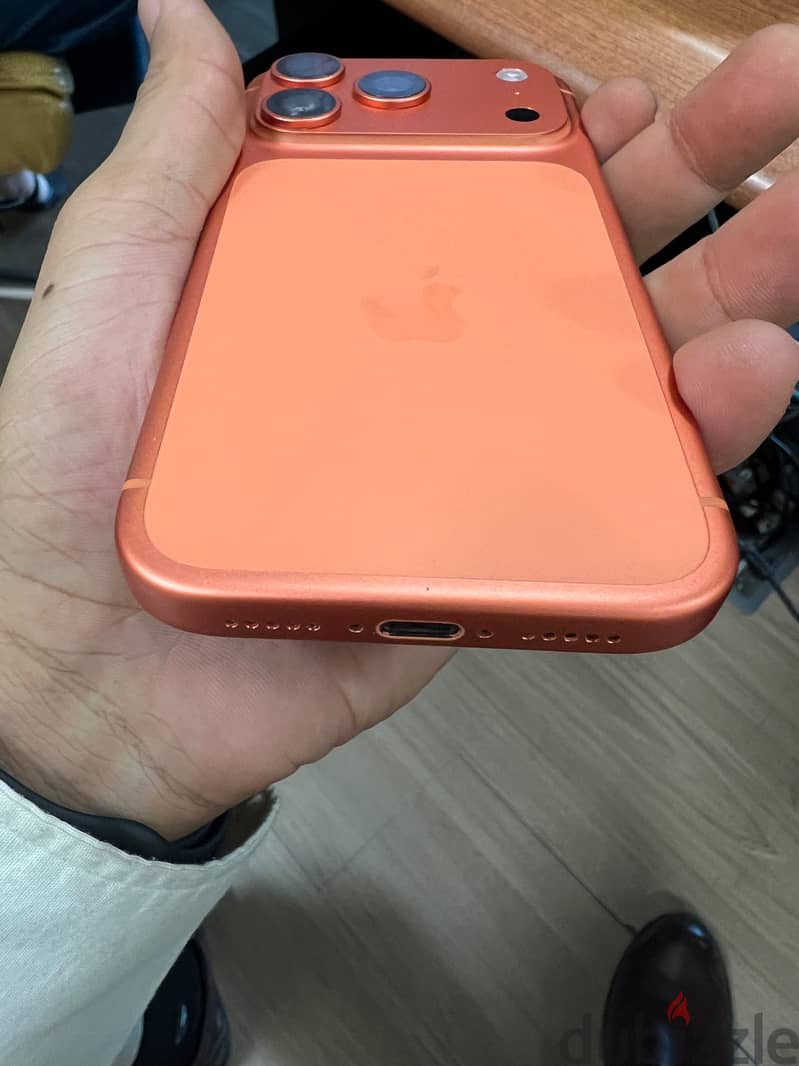 Apple - iPhone 17 Pro 1
