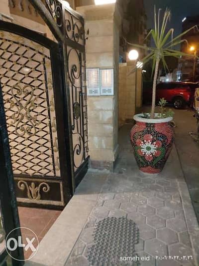 تركيب وتوريد وإصلاح جميع انواع الانتركم صوتى ومرئى والتحكم في الأبواب