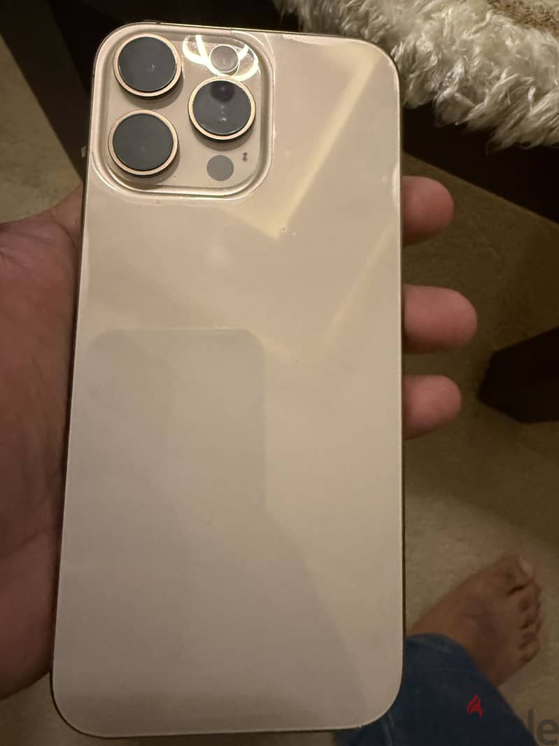 Apple - iPhone 16 Pro Max 3