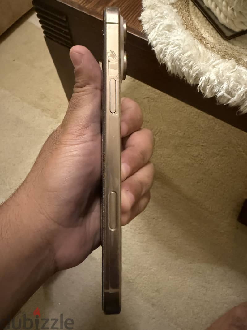 Apple - iPhone 16 Pro Max 7