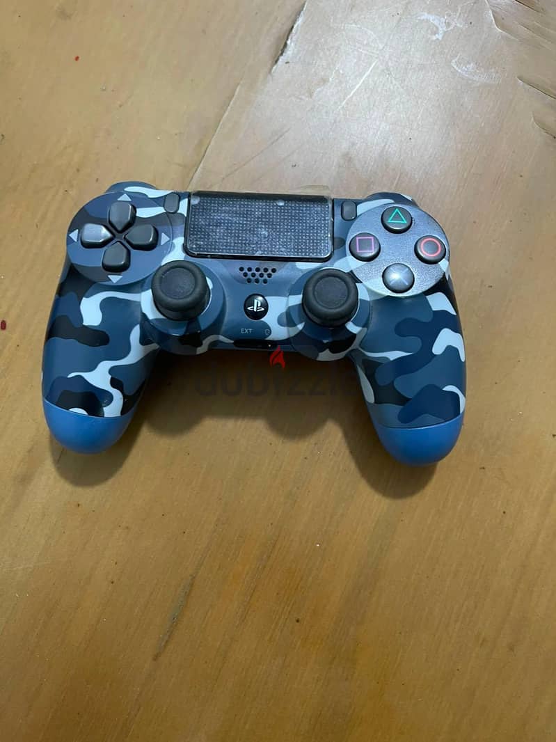PlayStation slim 4