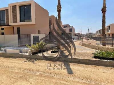 apartment WITH GARDEN For sale in Sodic East el sherouk prime location under market price
