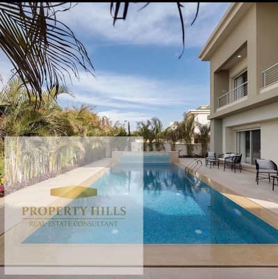 Last villa for sale in the heart of 6th of October City, directly in front of tawny and just minutes away from Mall of Egypt