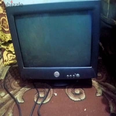 شاشة ديل بحالة جيدة