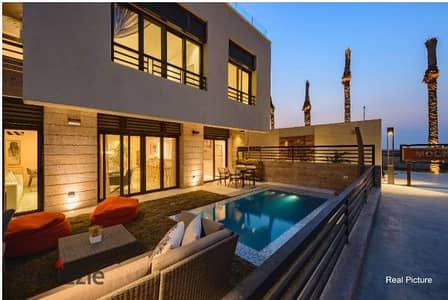 Urgent sale at the old price: A finished 200m² duplex in the Sodic East compound, New Heliopolis. Ready for viewing; 1.5% down payment with a 10-year