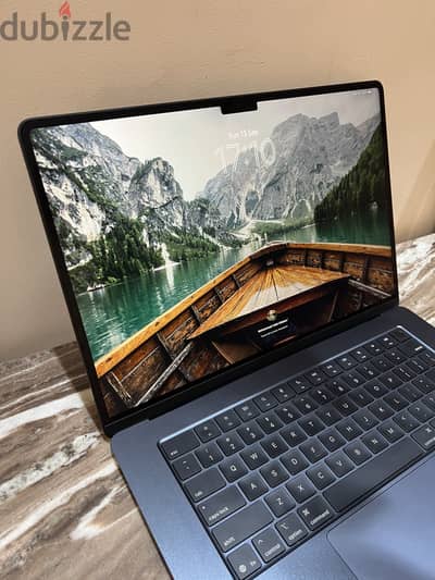 Macbook air M4 15” 16gb ram 256gb ssd