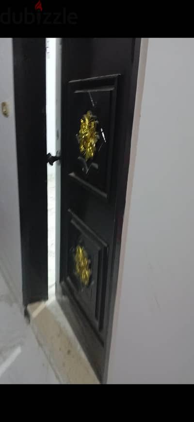 شقه دور ارضى للايجار سكنى بالمنصوره