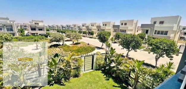 فيلا من لافيستا جاهزة للاستلام في التجمع بسعر مميز وبالتقسيط علي 8 سنين
