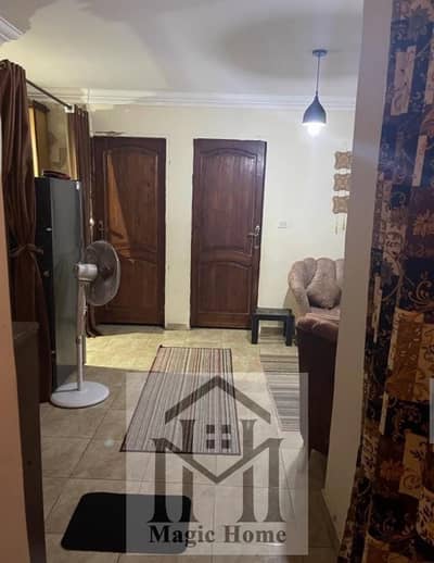 A prime residential and investment opportunity located just steps away from the Nile Corniche, featuring a modern layout and optimal space distributio