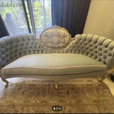 كنبه في حاله ممتازه